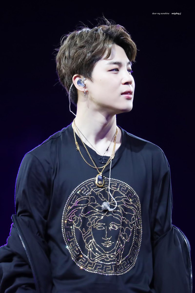 mighty_jimin's tweet photo. 190616 #지민 #JIMIN 머리만 잘랐을 뿐인데 완자댄 (완전 자연 댄져) ... 우리 지민이 나이는 다 내가 먹었나보다 https://t.co/eti7k6DEP0