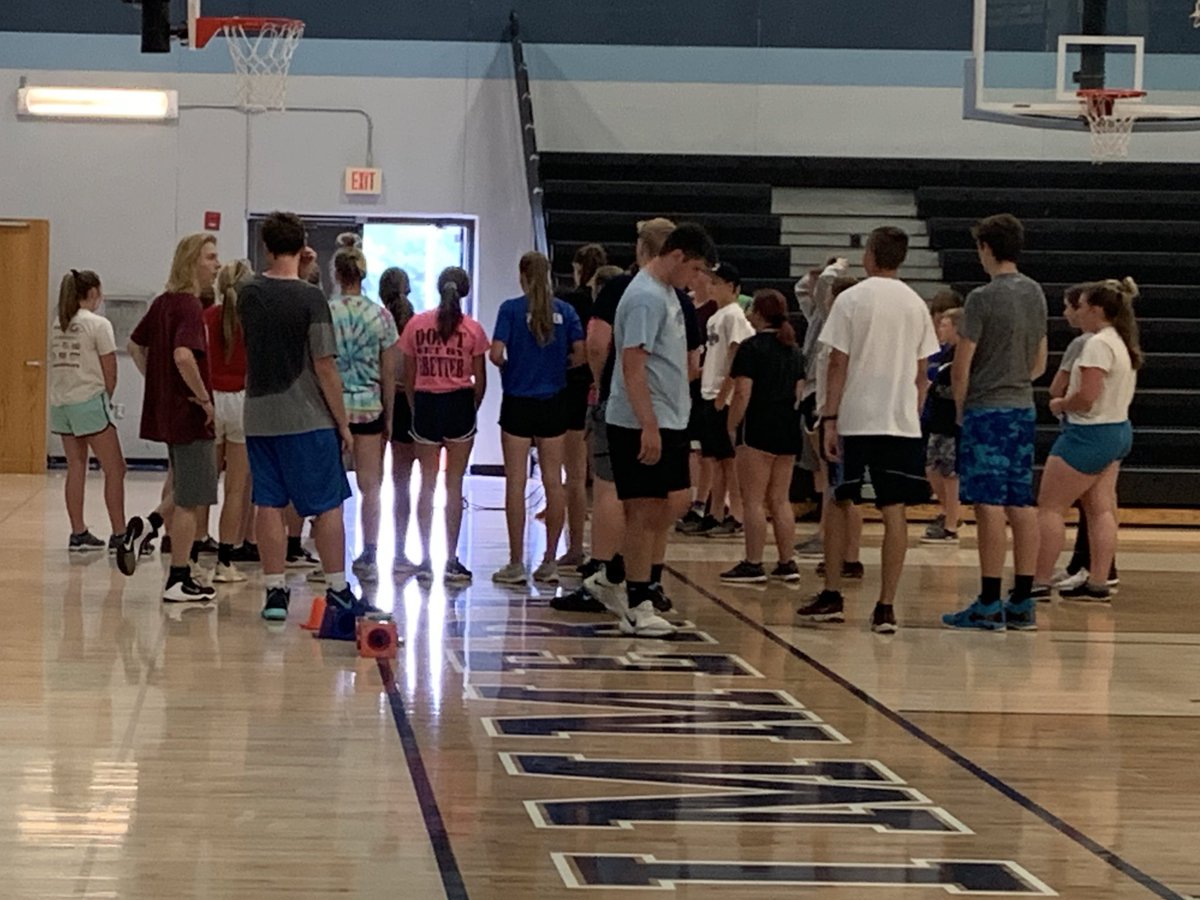 ZHSActivities's tweet image. Sparq day 1. #workhardgetbetter #GoThunder