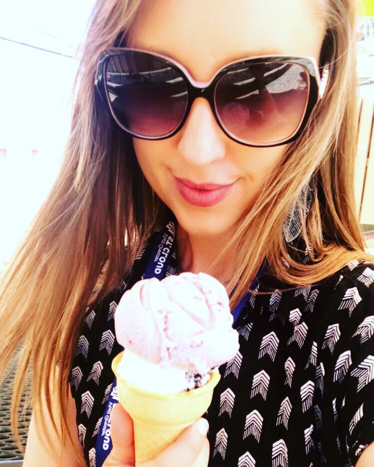 It just isn’t #summer until you take an #icecreamselfie. 😝 This is from #medoraND, where I met some fabulous people at #MWTravelCon19. #icecream #MidwestMondayChat #MWTravel #NDLegendary #BeNDLegendary