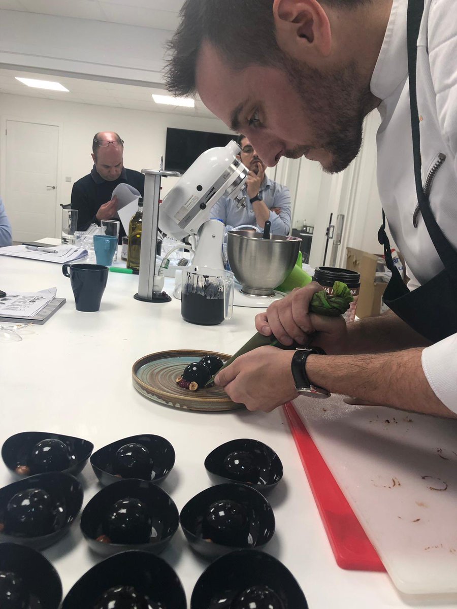 HBIngredients's tweet photo. Hereโs a few of the delicious ๐ creations from the #HBSosaRoadshow today @SosaIngredients @ForestProduce #HBFoodService #ForestFoodHub #fooddemonstration https://t.co/GhWZS6Ymaw