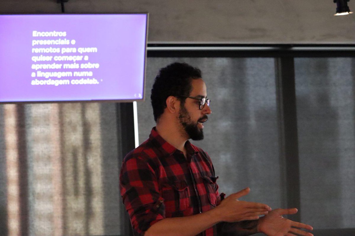 kotlinmeetupcwb's tweet photo. Nosso 1º Kotlin Talks foi sucesso! 
Tivemos 20 participantes e muitos feedbacks positivos ❤️
O próximo evento acontece em breve, fiquem ligados! https://t.co/QXOIa7Jbry