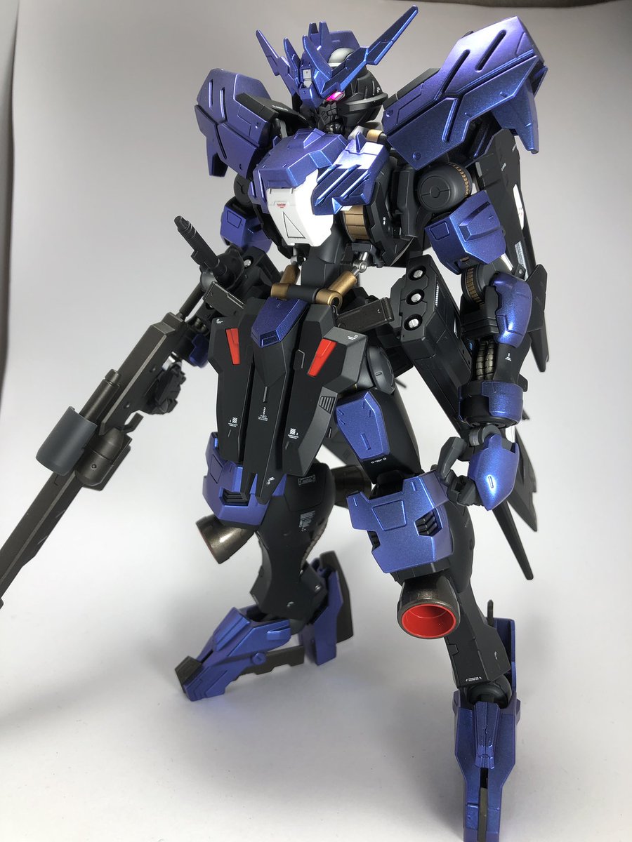 Ok 1 100ガンダムヴィダール完成しました ガンダムフレーム塗るのしんど笑笑 ヴィダール超絶かっこいい 鉄血のオルフェンズ ヴィダール ガンプラ