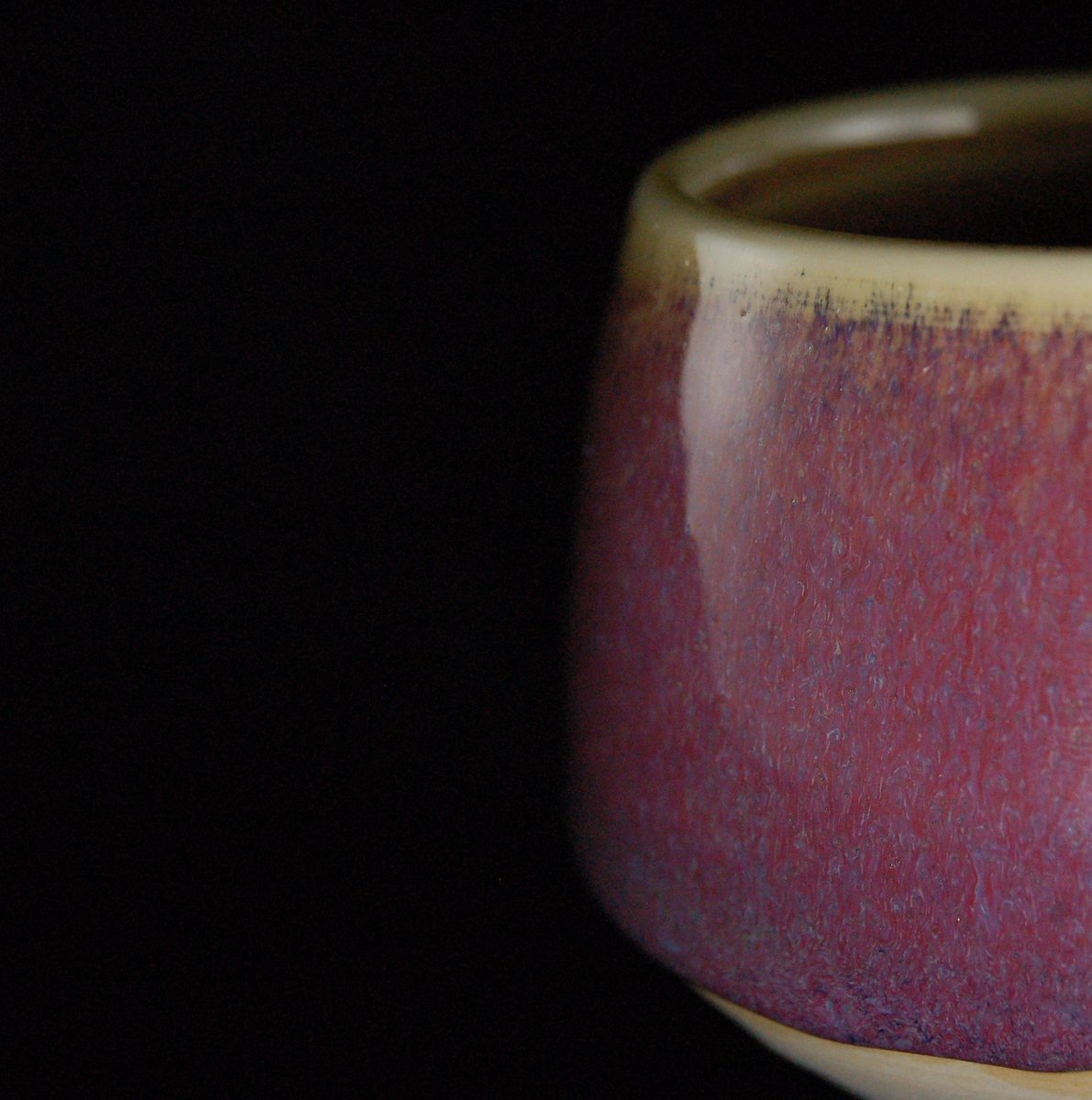 Kajicera's tweet photo. .
鈞窯/ぐい呑
銅の発色を紫紅に寄せた作品
Jun-yao/Sake Cup
Red purple come out of copper
#陶芸 #鈞窯 #ぐい呑 #お酒 #pottery #junyao #porcelain #sakecup #japanesepottery https://t.co/uCRcT6Ocra https://t.co/E8IbNdvswg
