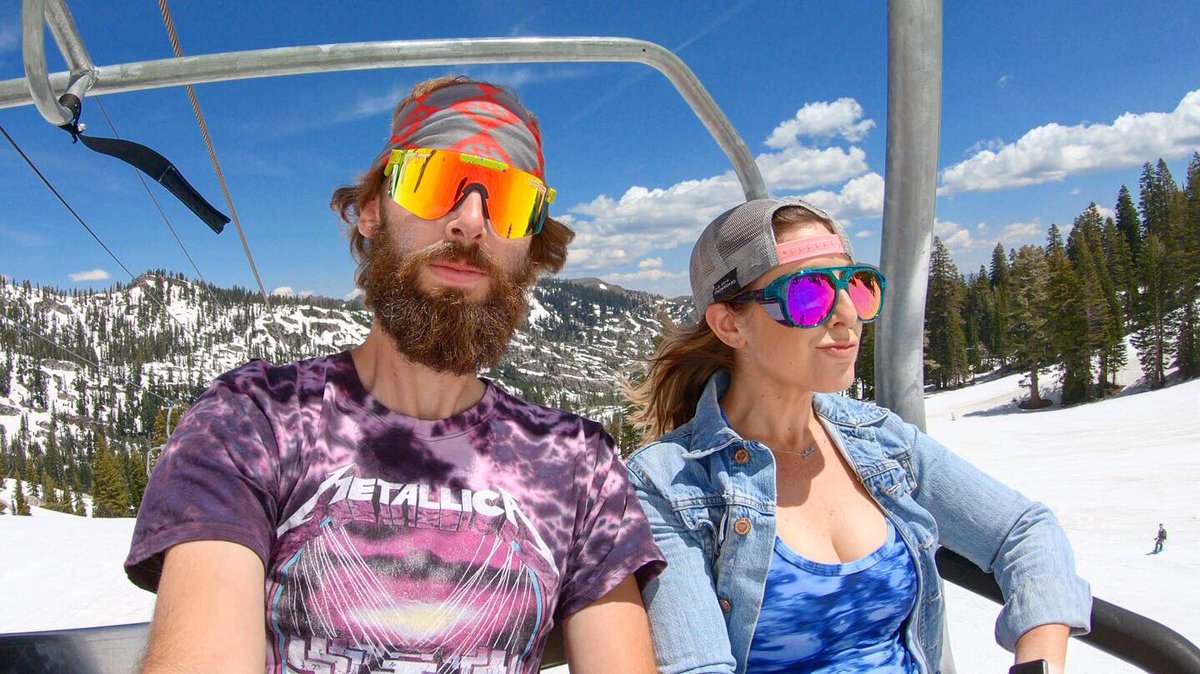 DinaKupfer's tweet image. Yep, we are STILL SKIING!!! What a fun day at @squawalpine! 6.15.19 🎿

#springshred #springturns
#cantstopwontstop #squawvalley #springcapital #springskiing #ski #childrenofthe80s