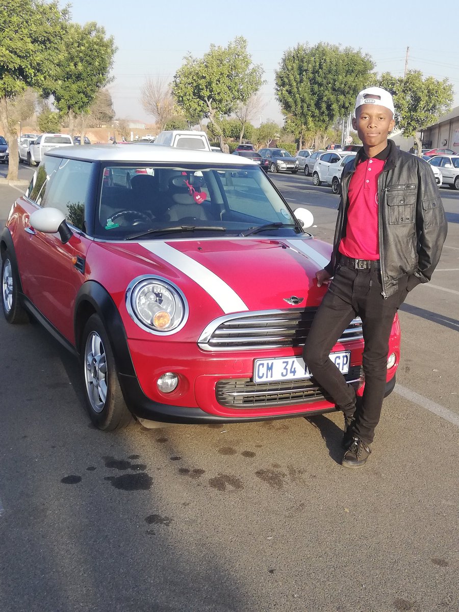 Djelvee2's tweet photo. Love For Mini https://t.co/HUnT3MztXr