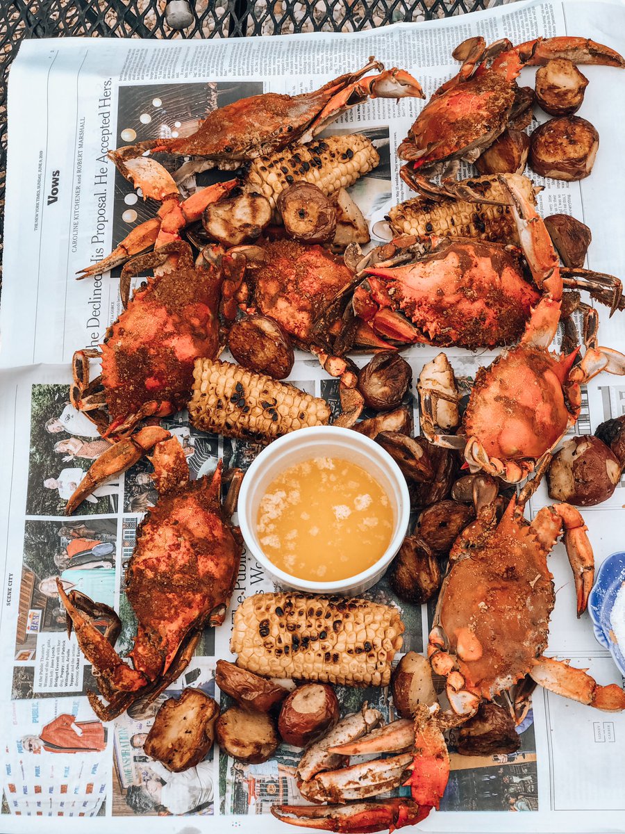 Amelia Rayno on Twitter "Had us a crab grill last night. 🦀🦀🦀What’s