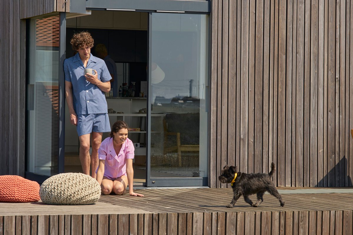 derek_rose's tweet image. Introducing our new lightweight cotton pjs for the perfect night’s sleep 😴
Shop for him: bit.ly/2IHuO4Q
Shop for her: bit.ly/2LZJn8V
#derekroselondon #feelgoodliving #cottonpyjamas #summerslumber