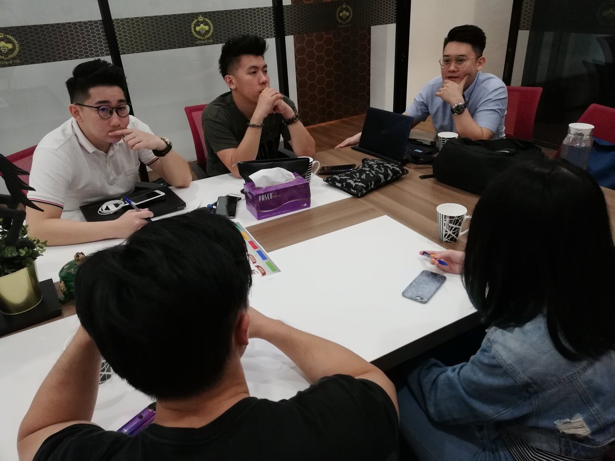 BitneyToken's tweet image. Team Beeznix is constantly discussing and planning with our strategic partner and official ambassador, Ledgit for a better gaming environment for all of our Beeznix fans! Exciting and challenging updates coming out soon. Stay tuned! 
#Bitney
#Beeznix
#Ledgit