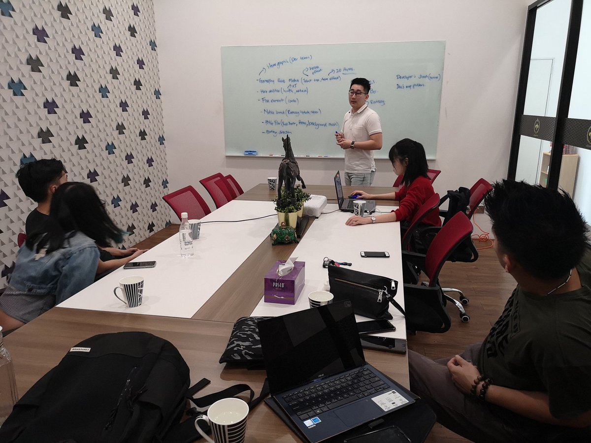 BitneyToken's tweet image. Team Beeznix is constantly discussing and planning with our strategic partner and official ambassador, Ledgit for a better gaming environment for all of our Beeznix fans! Exciting and challenging updates coming out soon. Stay tuned! 
#Bitney
#Beeznix
#Ledgit