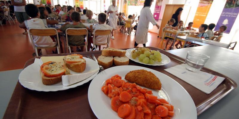 Trop de viande dans les cantines de Nice? Un collectif réclame deux repas végétariens par semaine bit.ly/2KnUk2E