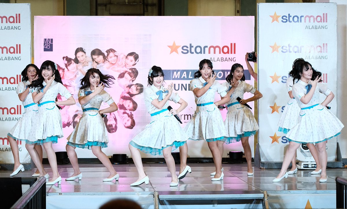 HoshiNoFilm's tweet photo. 06.15.2019
365 AEP Mall Show
(Starmall Alabang)
#MNL48
#MNL48
#MNL48IgaiNiMango
#TeamL
#Mangoer
#365ArawNgEroplanongPapel https://t.co/22gXnWtSAP