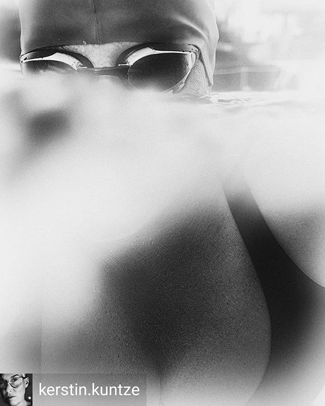 Credit to @kerstin.kuntze : S W I M P O P L O V E °
~
©Kerstin Kuntze 2019
#underwater #swim #pop  #color #LeicaXu #passion #swimstory #sport #boobs #wasserliebe #art #swimming #woman #openwater #seedammbad #openwatersociety #leicawomen #underwaterphotog… newaveswim.com/2Rt5JPr