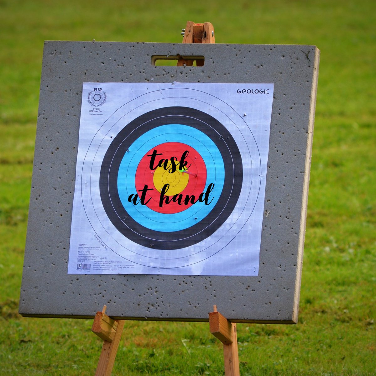 CaregiveWarrior's tweet photo. Weapon of the day: focus on the task at hand. Stick to whatβs in front of you and donβt get distracted by the next thing. It all gets done. #caregiverwarrior #caregiver #youngcarers #MondayMotivaton #focusonthetaskathand https://t.co/c5IqDKY9sp