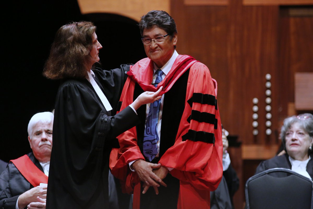 LawSocietyLSO's tweet photo. The Law Society was pleased to present a degree of Doctor of Laws, honoris causa (LLD), to Ovide Mercredi, at this morning’s Call to the Bar ceremony in Ottawa #CalltotheBar #LSOCall https://t.co/XbkvBJhqpS