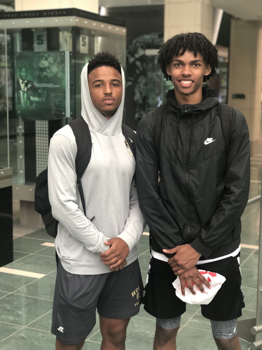 dannym_artin's tweet photo. Great day at MSU this last weekend! @andrel_jr @JojoSuperSayian @ReginaCrudup ✊🏾❤️ https://t.co/07L0zGkOMH