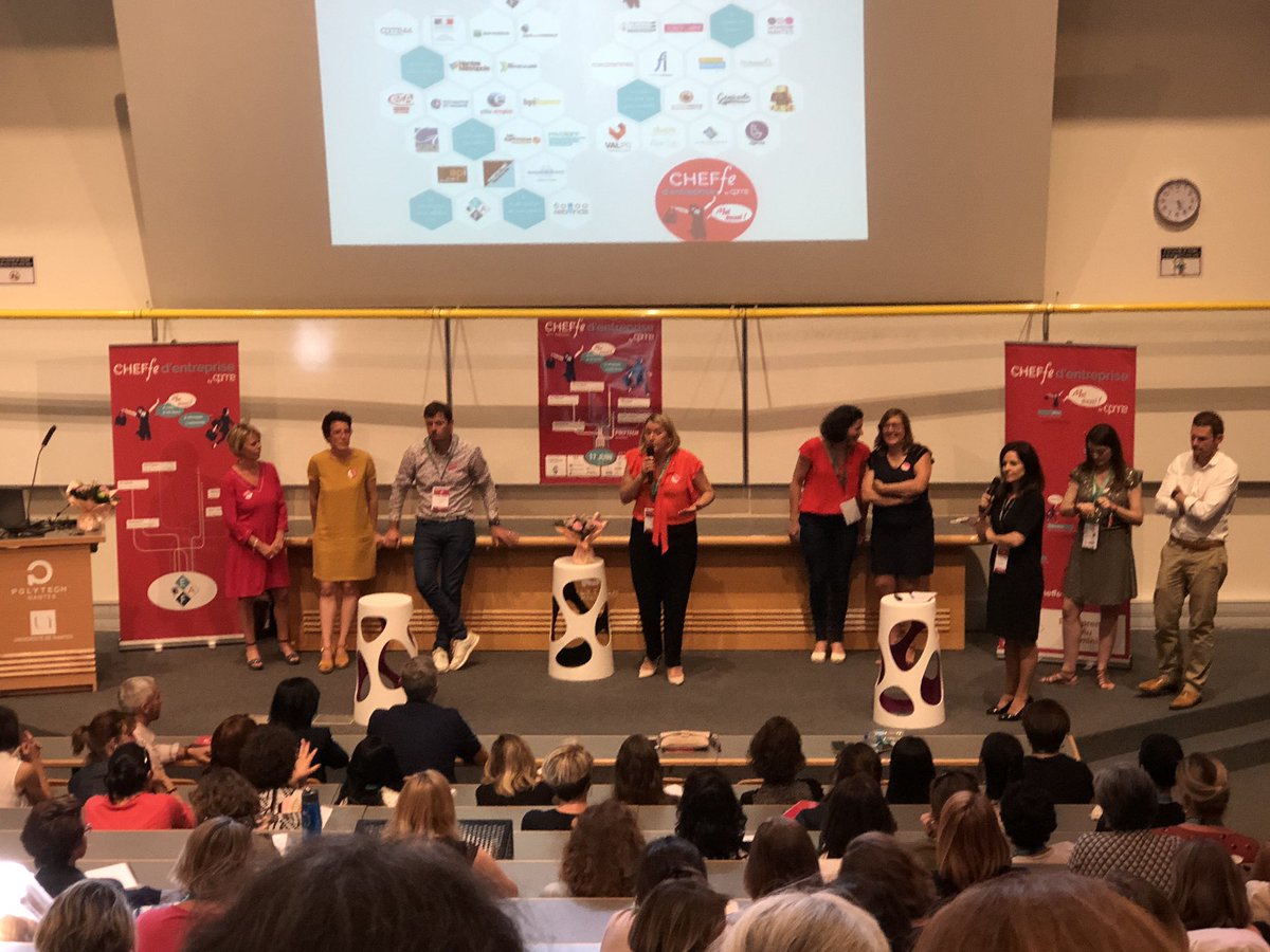 pa_debarre's tweet photo. C’est déjà la fin de cette belle journée dédiée à l entrepreunariat féminin avec plus de 500 participantes aux différents ateliers #Cheffe2019 @cpme44 @ConnectHers @ParlonsPME rendez-vous l’année prochaine avec encore plus de femmes qui osent 💪🏻👍🏻 https://t.co/lg45tTuFic