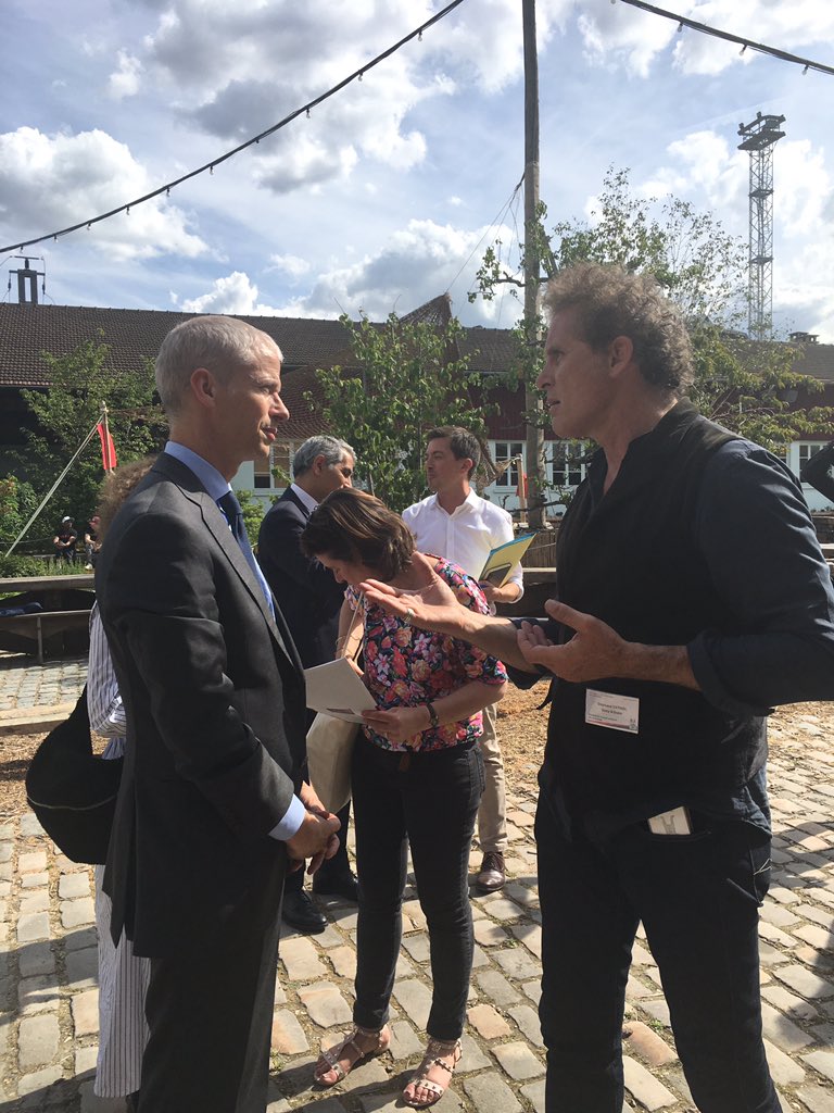 Lollypop tweet media