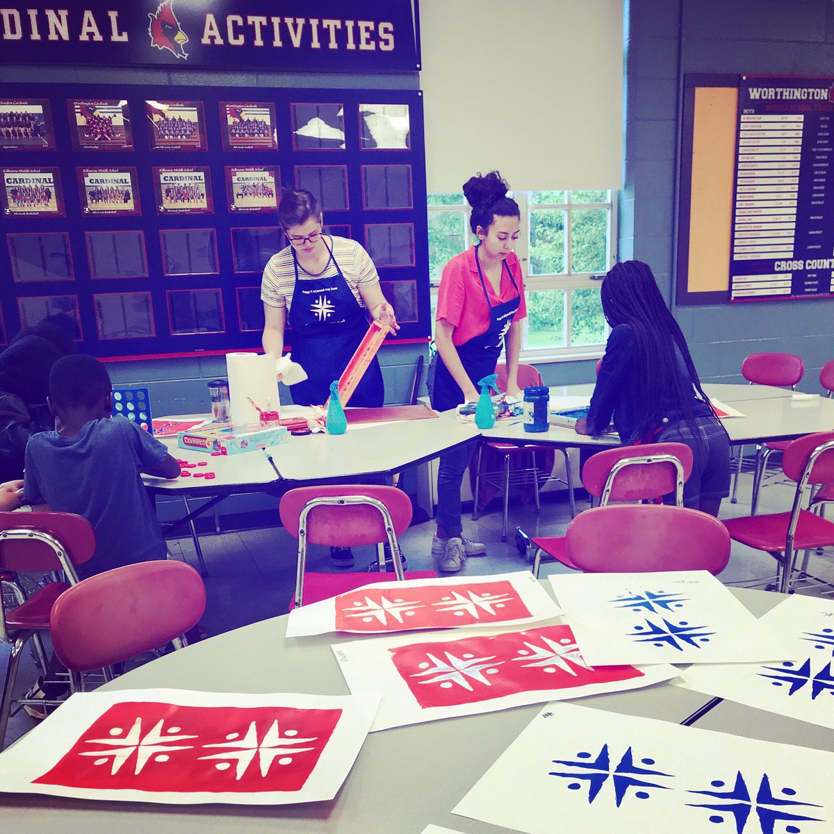 We’re excited to partner w/ <a href="/WRPantry/">Worthington Resource Pantry</a> to create amazing art during their Summer Lunch program at Kilbourne Middle School.

Today our awesome interns are teaching screen printing techniques. 

#MAClive #ItsWorthIt #ohworthington #artmakescbus