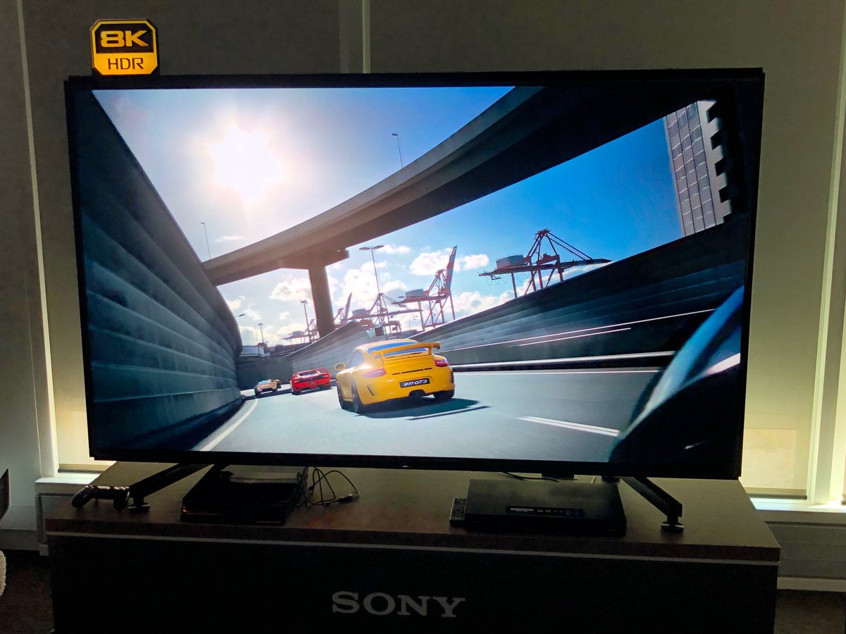 homecinemafr's tweet photo. [EVENEMENT] Après une journée passée en sa compagnie et sans déflorer le test à 3 voix à venir sur @HomeCinemaFR, sachez que la toute première TV #8K de Sony, la #ZG9 Master Series, est un produit impressionnant. Restez connectés ! @SonyFrance

✅ Forum : https://t.co/sZMkgaqIdo https://t.co/X0hjtAmXi0