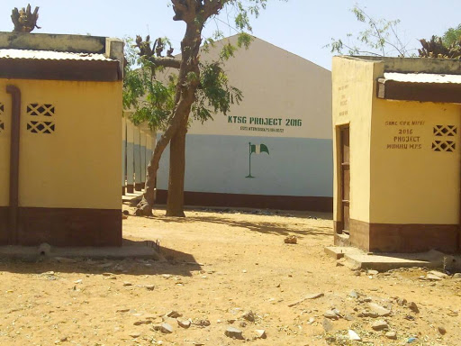 4lowthemoney's tweet photo. Follow The Money initiated the #ConstructMuduru campaign to #Follow & track the implementation of NGN 176 Million for the Construction/Extension of a Storey-Building on an Existing Structure at Muduru Model Primary School, Muduru, Mani LGA, Katsina State. https://t.co/qU963zxPCR