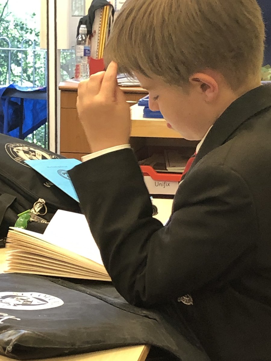 StColumbasLPrep's tweet photo. #SCCPrep boys working hard in Prep Club #workingtogether #3Cs https://t.co/RngOzcrgOX