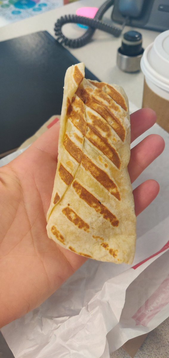 HiMuchMunch's tweet photo. @TimHortons how is this a snack wrap? Please explain. https://t.co/EPntT4hS1C