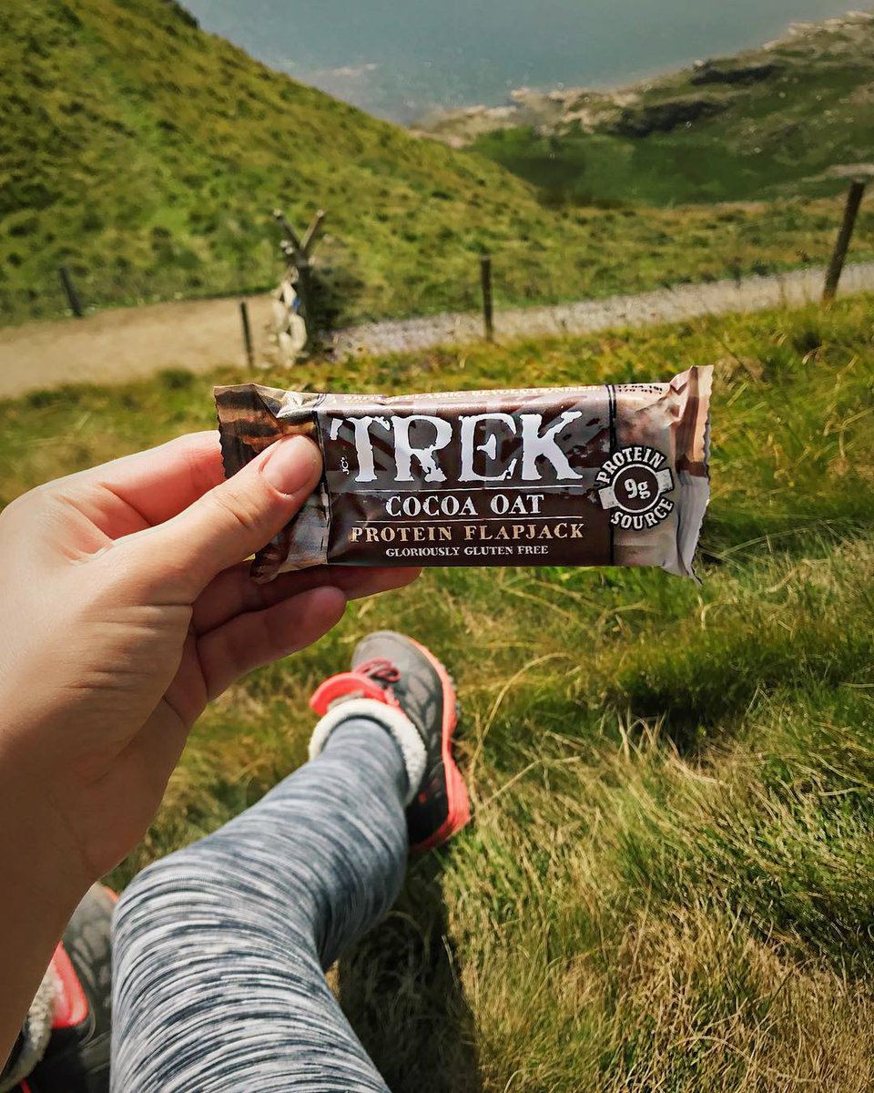 TREK protein flapjacks, perfect for those moments where you have to just sit down and take it all in 🤩. DM us @alannaeve and we'll send over some bars for your next adventure. #TREKkeepsmegoing