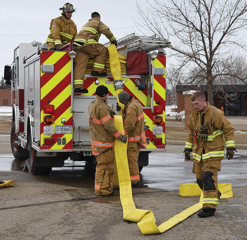 MinotDailyNews's tweet photo. Community partnerships important for 5th Civil Engineer Squadron
https://t.co/8pp09kwmf8 https://t.co/0wYXBd7BW9