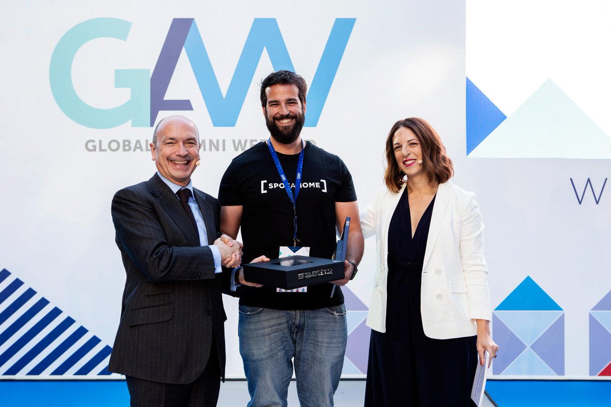 ielawschool's tweet photo. Congratulations to International LLM @IEAlumni @Ale_Artacho for winning the EPIC Award in the category of Creators. Alejandro is co-founder & CEO of @Spotahome a renting platform that is revolutionizing the housing industry. #IEGAW https://t.co/xrJ55MSVf5