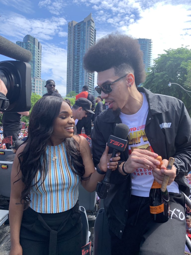Chris Herring On Twitter Ton Of Fun Things From The Raptors Parade Today But Arguably None Better Than Danny Green Picking Out His Mohawk Now That The Season Is Done Https T Co Mx4emk6dr7