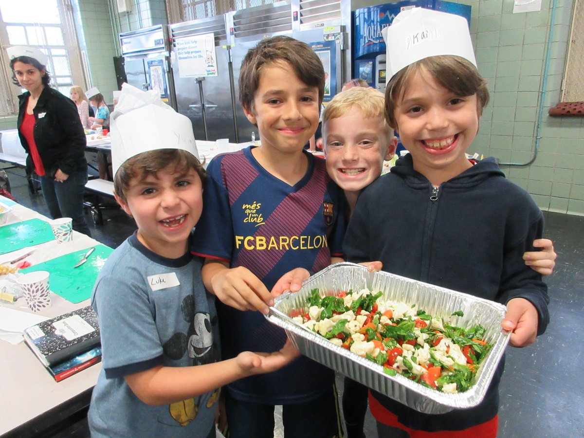 Kids Cook Monday tweet media