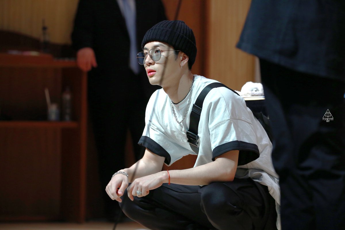 flawlessboy0328's tweet photo. 190608 one of my favorites outfit 

#王嘉爾 #잭슨 #Jacksonwang https://t.co/RMN34Ta71K
