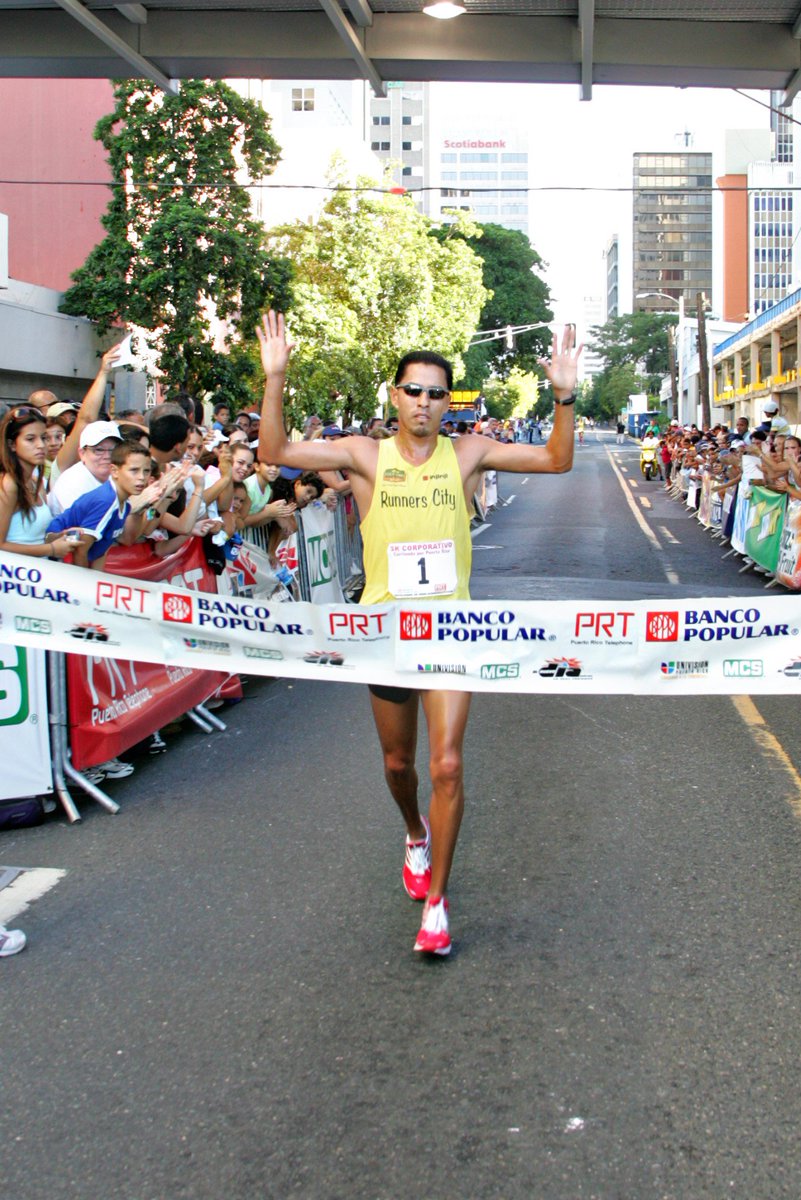BPOPComm's tweet photo. SEGUNDA HISTORIA | Como Parte de las celebraciones del decimoquinto aniversario del #5KPopular, te invitamos a revivir su historia. Semanalmente proveeremos un relato de las 14 ediciones previas.
El 2006 trajo el 5K a Popular Center. Conoce más: https://t.co/AEWPo7HLtP https://t.co/IH9nvc4CzE