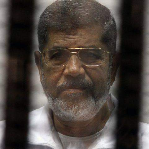 حسبنا الله ونعم الوكيل 
الدكتور محمد مرسي في ذمة الله
في زمن الخيانة والعمالة 
حاكم عادل يموت في السجون (الدكتور محمد مرسي)
وحاكم خاين ظالم يحكم الاوطان (الخاين السيسي)