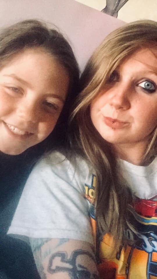 Mistress_Nil's tweet photo. (before & after pics) 13. THIRTEEN YEARS of my life stolen from me by Opiates, Morphine, Dilaudid, Heroin, Oxys, Vicodin. Every Opiate in existence...BUT Iโve been Sober since September 8th, 2017!
#OpioidCrisis #AddictionisNotaChoice #TakeYourLifeBack #Sobriety #Sober #soberlife https://t.co/8K3OUfwmwO