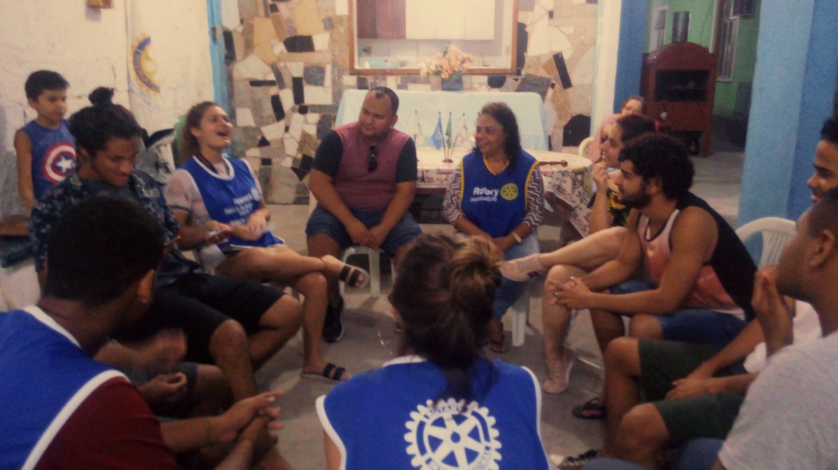 BrazInteract's tweet image. Projeto CONHECENDO O INTERACT. 
Ontem foi um dia de apresentação do clube para os novos membros, e assim a nossa família só vai crescendo ...💙