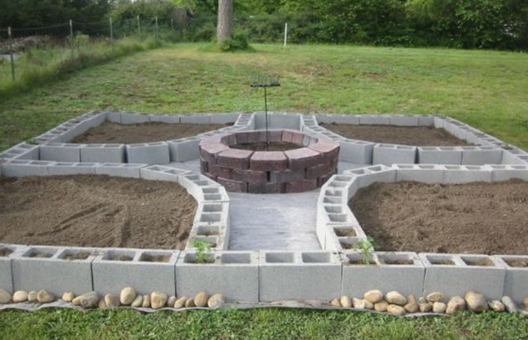 Crowdfunding_PR's tweet photo. Off Grid Living: How to Build a Raised Bed Garden with Cinder Blocks
Read, see pictures and learn more at: https://t.co/j2p1lMcmaA
#OffGridLiving #LivinOffGrid #Howto #Build #CinderBlocks #Mortar #LiquidNails #Rebar #Concrete #Walls #RaisedBed #Gardens https://t.co/bR7pY3AdMp
