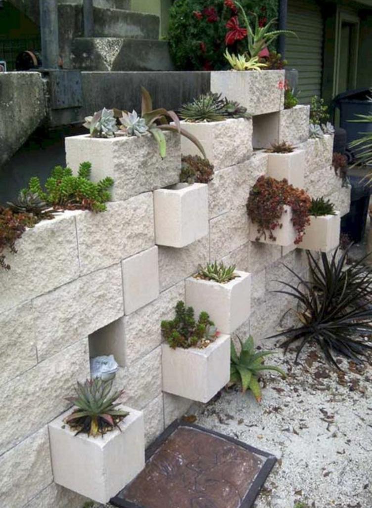 Crowdfunding_PR's tweet photo. Off Grid Living: How to Build a Raised Bed Garden with Cinder Blocks
Read, see pictures and learn more at: https://t.co/j2p1lMcmaA
#OffGridLiving #LivinOffGrid #Howto #Build #CinderBlocks #Mortar #LiquidNails #Rebar #Concrete #Walls #RaisedBed #Gardens https://t.co/bR7pY3AdMp