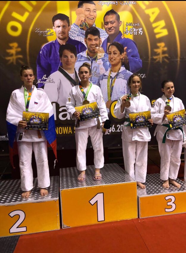 shellmorris75's tweet photo. A very hot and busy weekend in Poland for Ellie. Gold in the Solanin Cup. 🥇 @StJulies #development #Learning #Improving #training #Focus https://t.co/ELFqVjTlFd