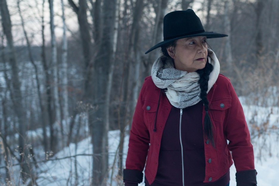 . @fallsaroundher is now streaming on @CraveCanada: bit.ly/2KYOfsL. @tantooC @darlenenaponse #CdnFilm #indigenousfilm