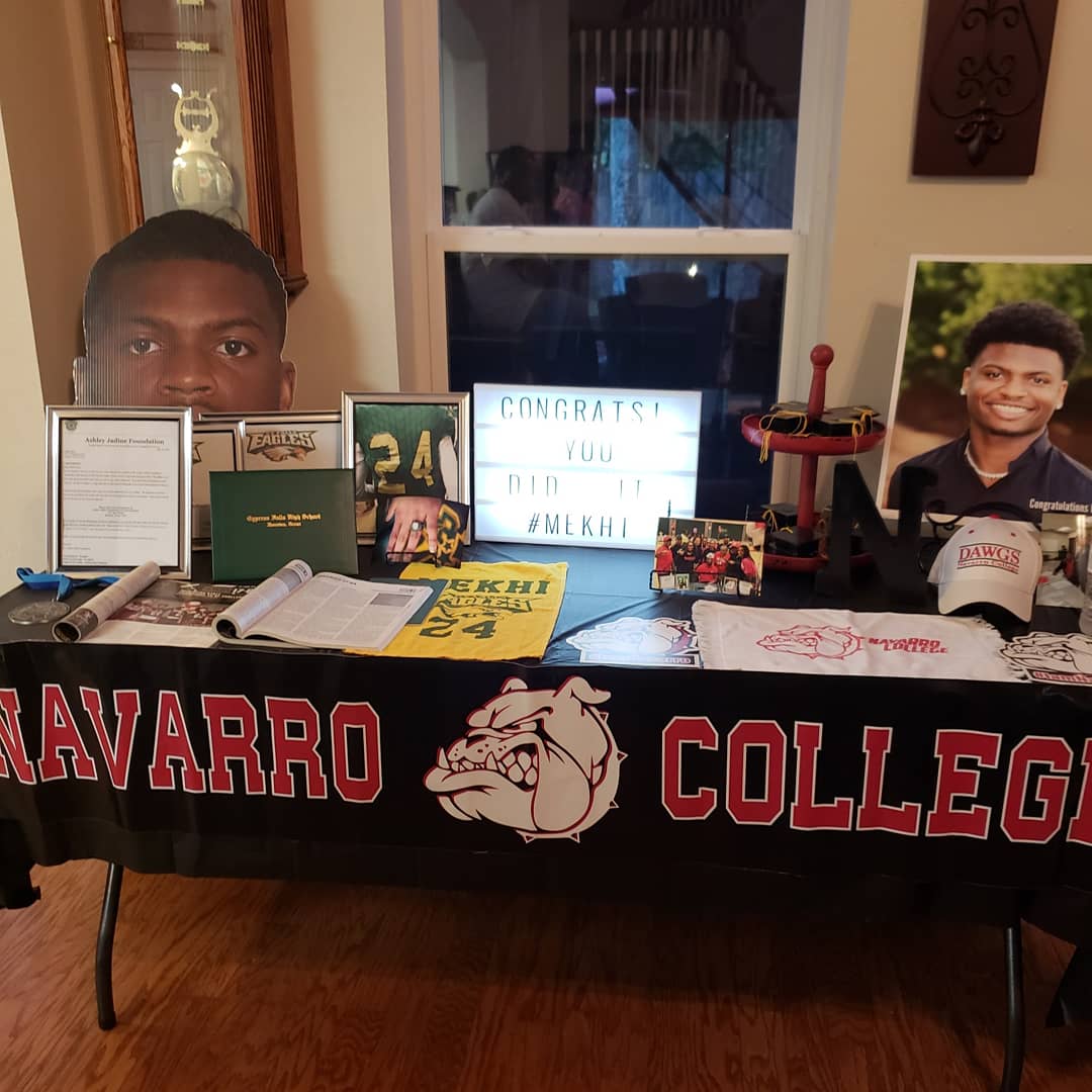 candaced302's tweet image. Congratulations Again Mekhi! What a great time with family and friends. Thank you everyone for the gifts and who came out to celebrate @mekhi24_