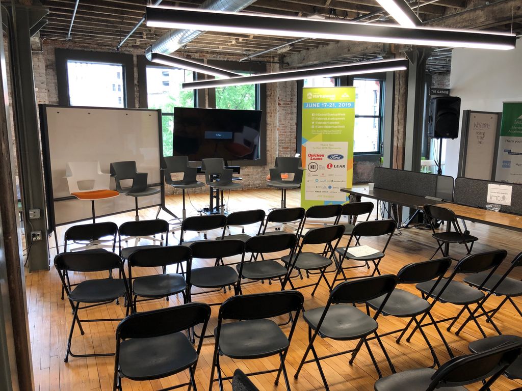 Spectrum_IP's tweet photo. Tomorrow, (Tuesday, June 18) at 3pm, in this very room, I’ll be presenting downtown at Detroit Startup Week on “IP Law and Protection for Startups.”
Learn how to register at https://t.co/iNvzZYqbi1 !
#DetStartupWeek https://t.co/W8W91H5ZQd