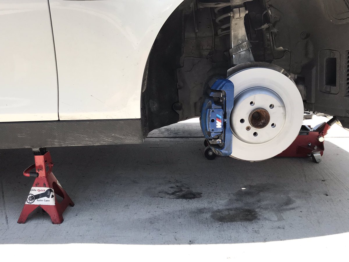 mqac_services's tweet photo. #BrakePadAndRotor replacement #ThisIsWhatItLooksLike. Our customer is at home playing #ThatsMyCar. #MQAC, we provide custom delivered quick auto care to your home or work! #MobileMechanic #Houston #Mechanic https://t.co/MQA9QizByE