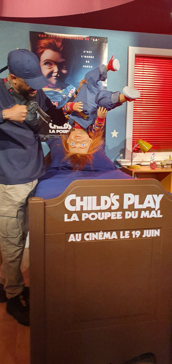 La Bagarre !!!!! <a href="/ChildsPlayFilm/">Child's Play</a> <a href="/ChildsPlayMovie/">Child's Play Movie</a>