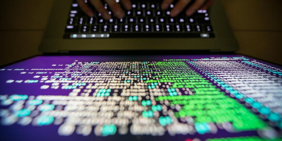 sitmgta's tweet photo. Un estudio de las U. Cambridge y Linköping, concluye que los micrófonos de los dispositivos Android se pueden usar para captar vibraciones que produce el teclado virtual.
¿Te interesa la Seguridad Informática? ¡No te pierdas la SIT 2019!
#Innovacion #Tech #Seguridad #Mgta #Vzla https://t.co/XrDGGL25ex
