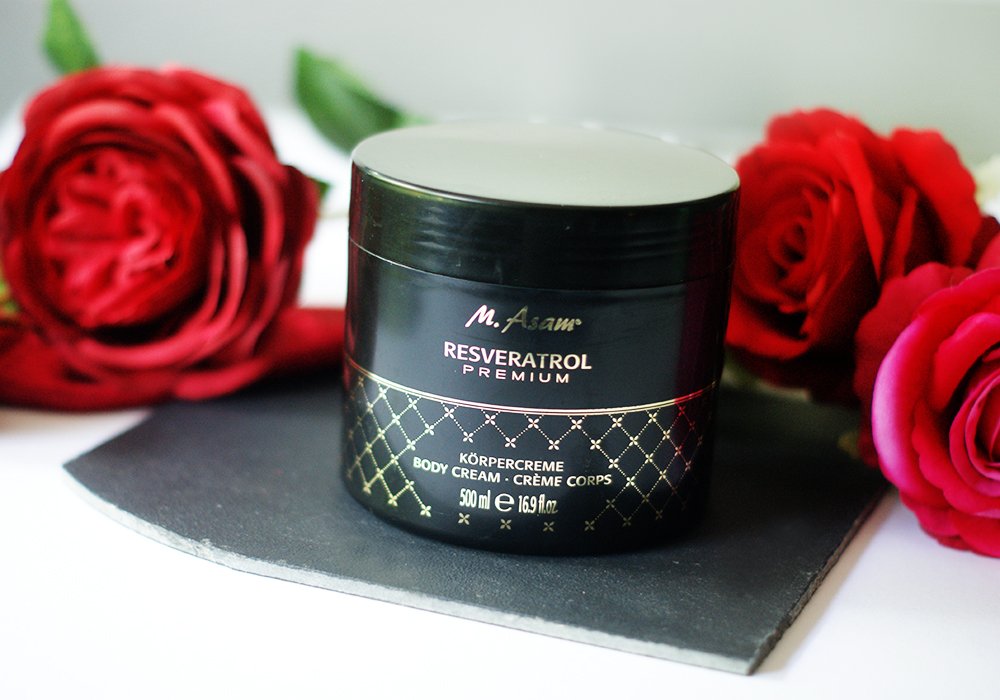 IsaUnlike's tweet photo. [Blog] M.ASAM RESVERATROL PREMIUM Körpercreme https://t.co/0ERa5cwA0B
#asambeauty #qvcbeauty @WirsindQVC 

{ @TEAANDPOST @theclique_uk @TheBloggersPost @BloggingBabesRT @sotonbloggers @FemaleBloggerRT #BloggersTribe #bbloggers #BBlogRT #influencerRT #beechat #bloggingbeesrt } https://t.co/CBsFII1g06
