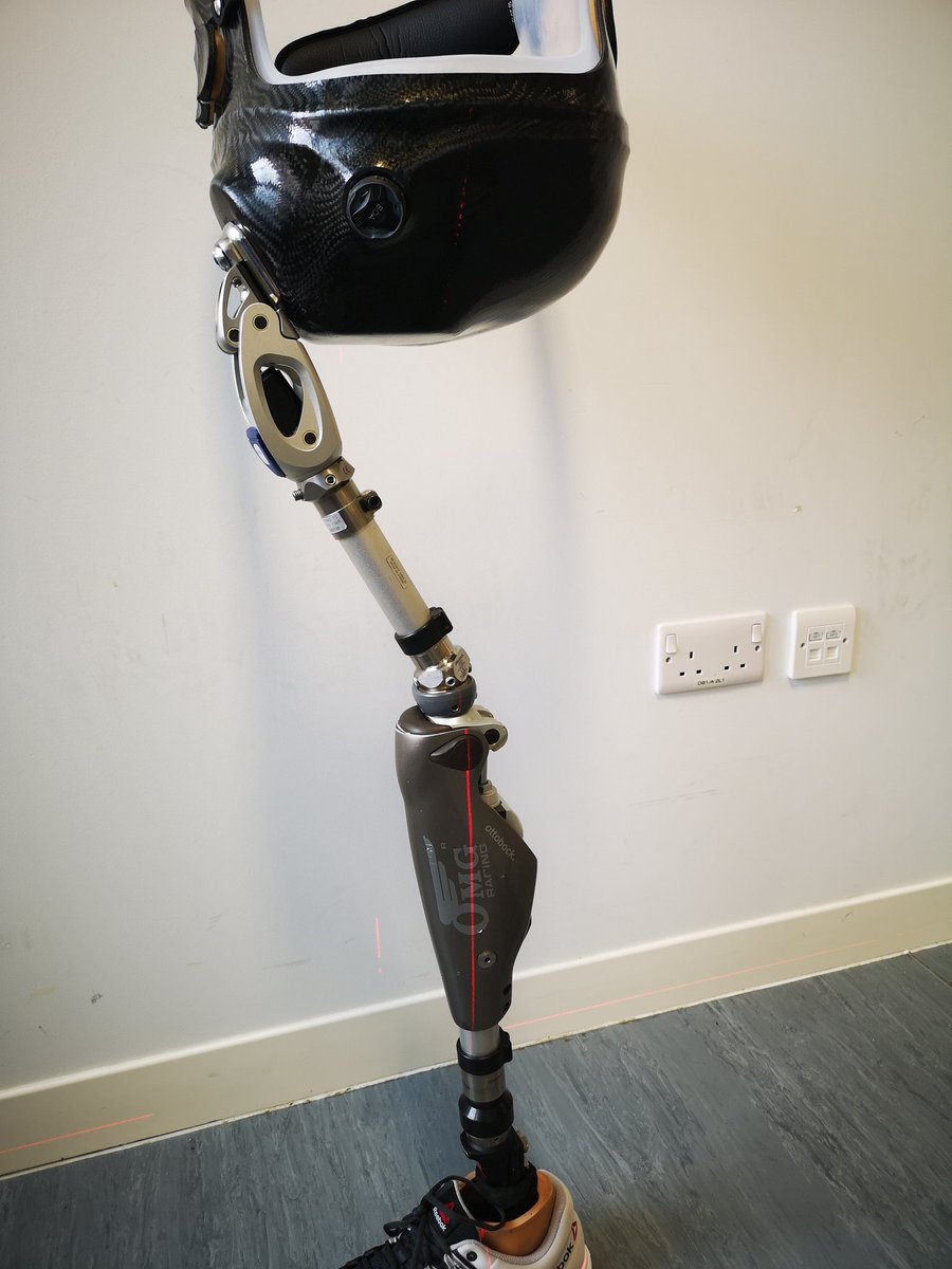Hopalonglloydy's tweet image. @ottobockuk my C-Leg looking sharp with a fully adjustable #BOA system socket. My prosthetist is a bit awesome 😍😍 #Clegexperience #ActiveAmputee