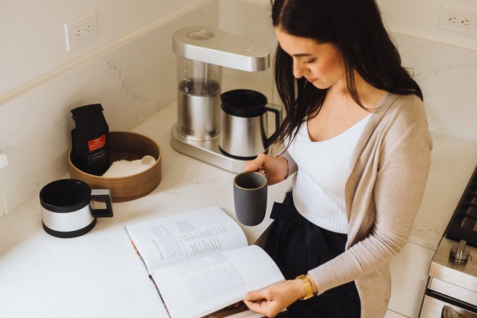 icafilasuk's tweet photo. The Ratio Six is a modern, one button coffee maker for those that *love* coffee. Finally, enjoy convenience without compromise.
Get it now! --> https://t.co/uEmmcyY4an

#coffee #coffeetime #coffeelover #coffeeaddict https://t.co/JqWPVSt3bk