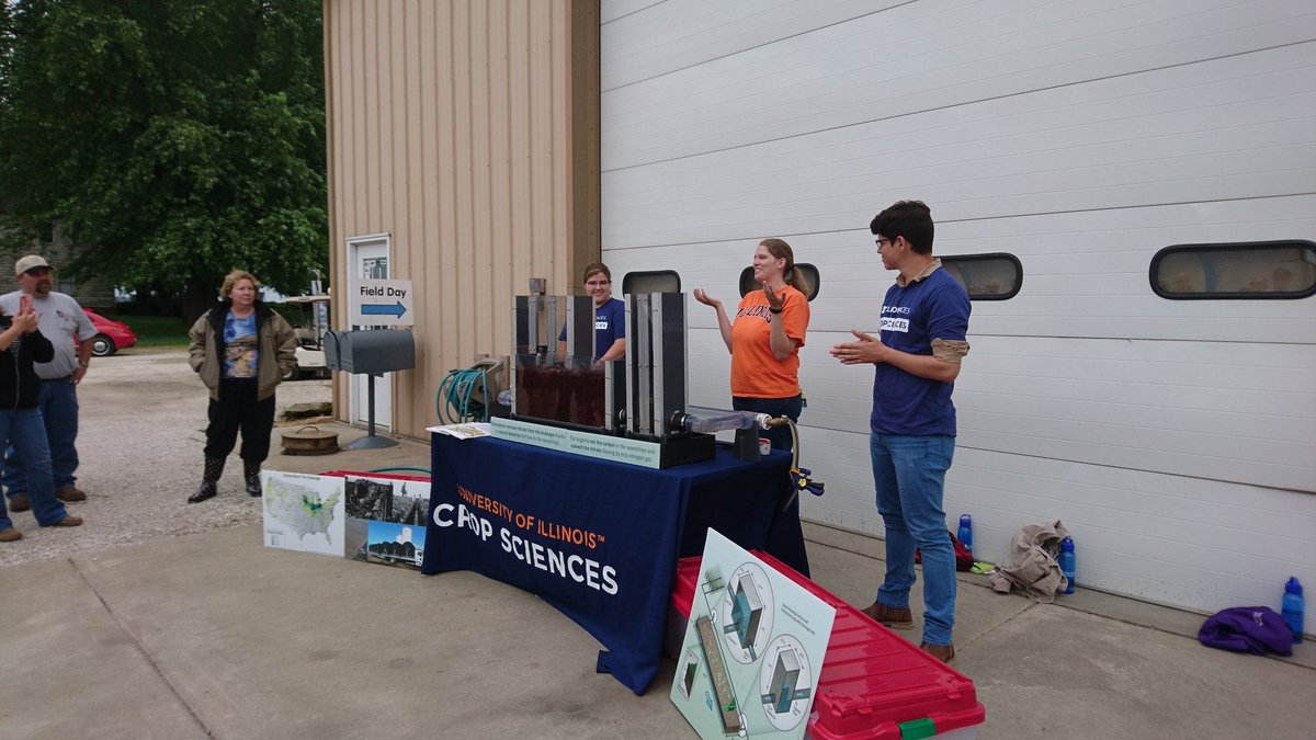 Niranga_Wick's tweet photo. @IL_DrainDrop Yes it is!! Communicating the science #denitrifying #bioreactors #LaSallecounty field day. https://t.co/t9E2BnHqSZ