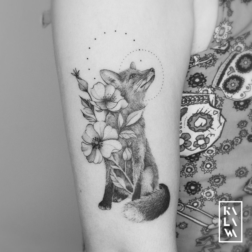Fox  Flowers  Womans Upper Leg Piece